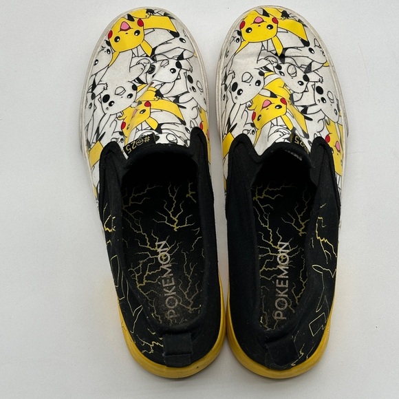 Pokemon Pikachu Shoes Canvas Slip Ons Men's New Groundup Size 11.5 - Picture 8 of 15